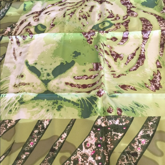 Cartier Accessories - SALE❤️CARTIER SCARF